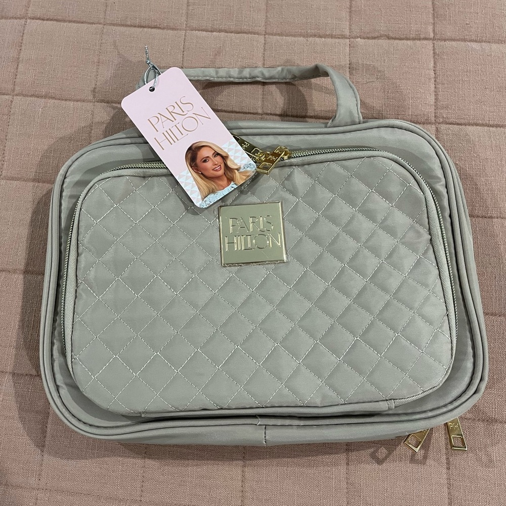 Paris Hilton Quilted Bag in Soft Gray
